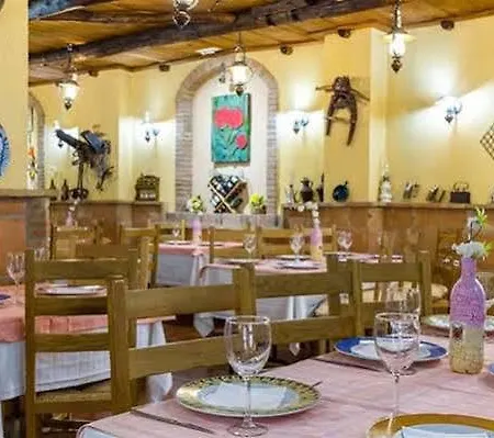 Hotel Hospederia Zacatin 2*